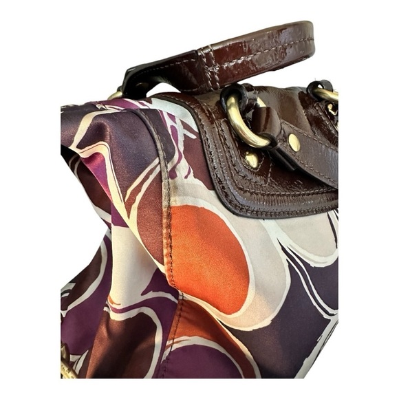 Coach Ashley Hand Drawn Scarf Print Hobo
Shoulder Bag - Picture 9 of 12